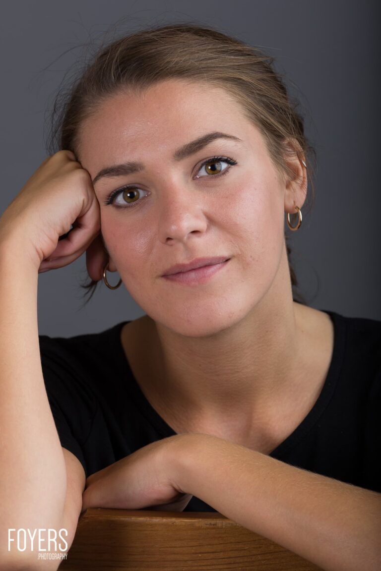 Ania Hobson