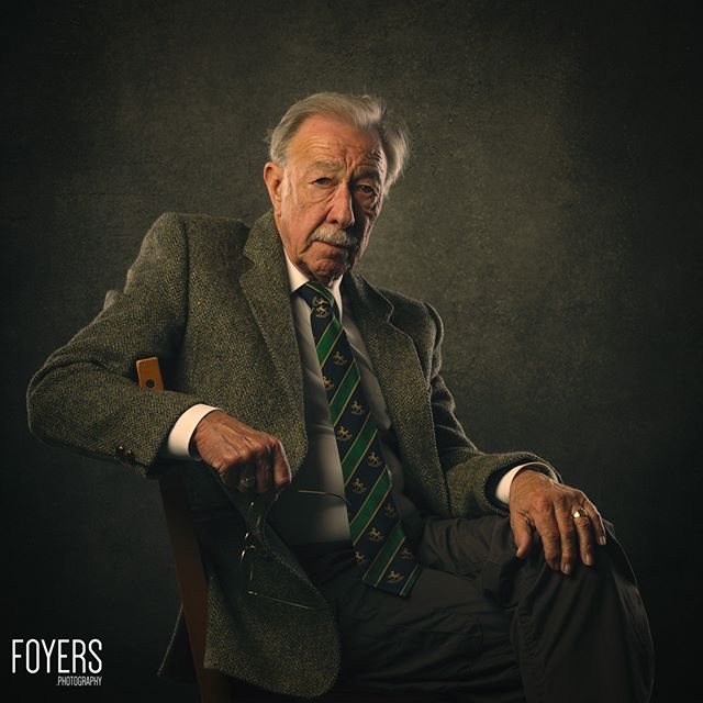 WEEK 40	Portrait: Sitting in a Chair