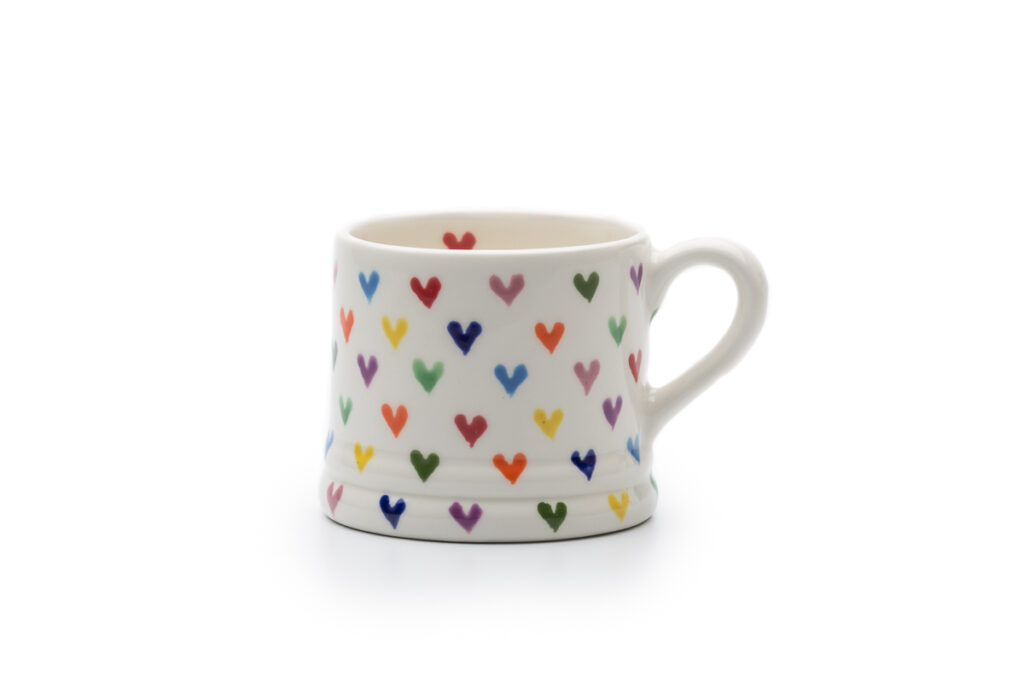 Hannah Berridge hand-paint ceramics, She loves what she does