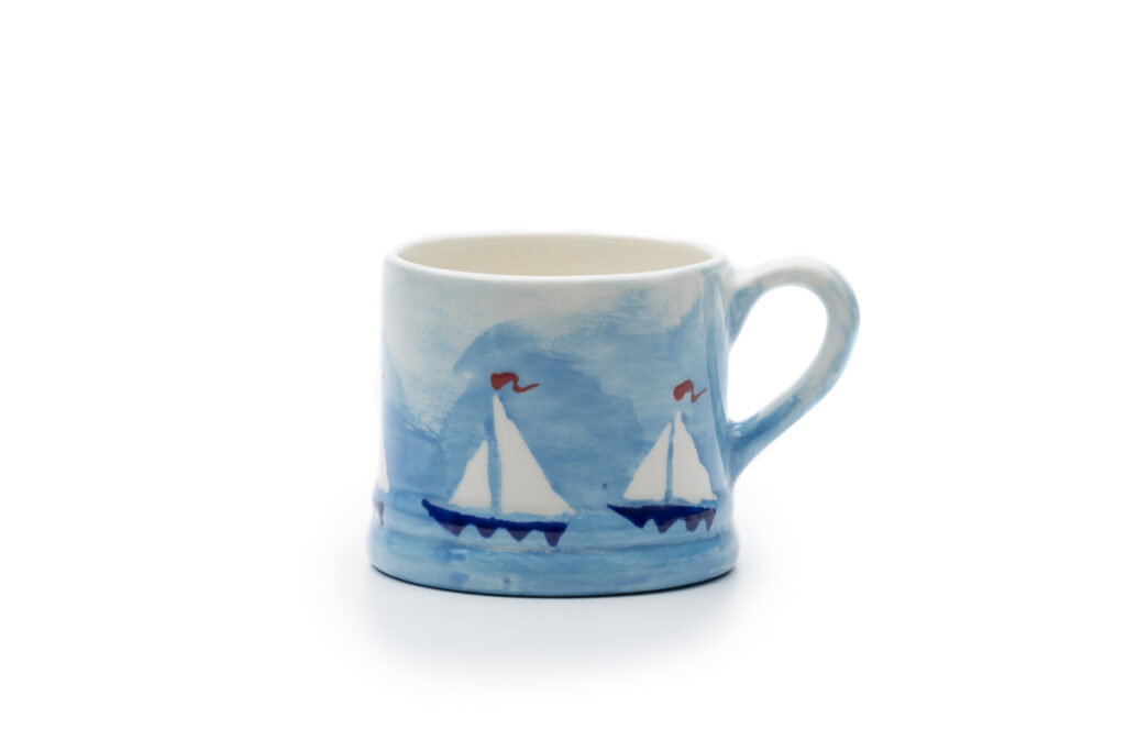 Hannah Berridge hand-paint ceramics, She loves what she does