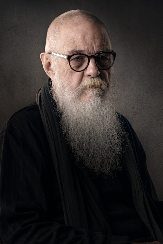 Colin Slee Suffolk based artist portrait