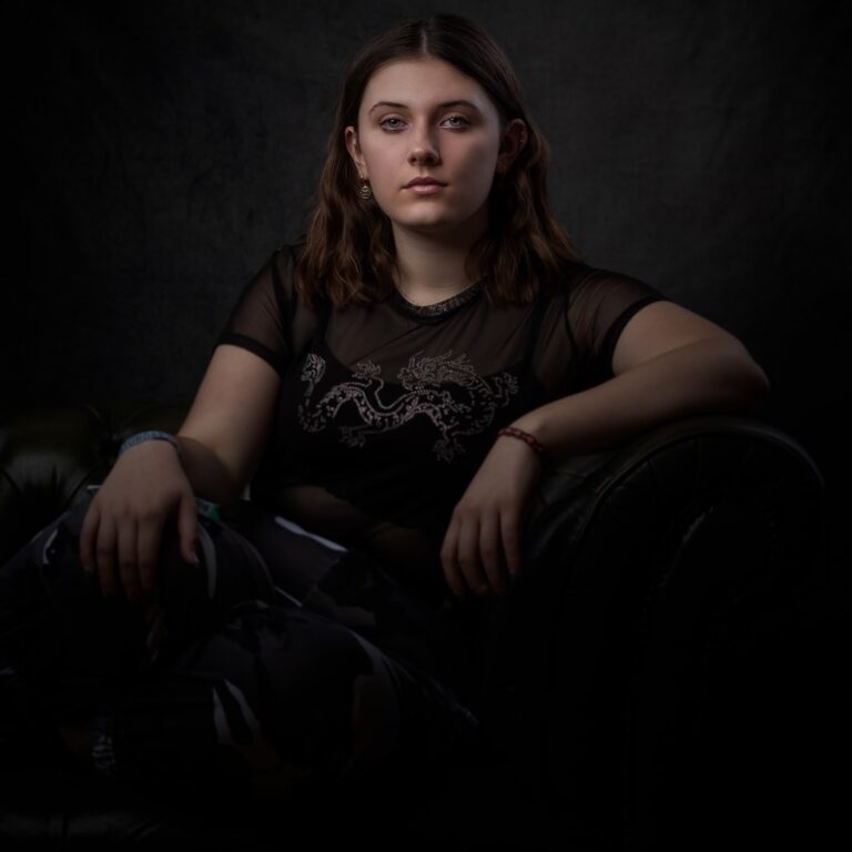 Behind the scenes – portrait shoot of Olive