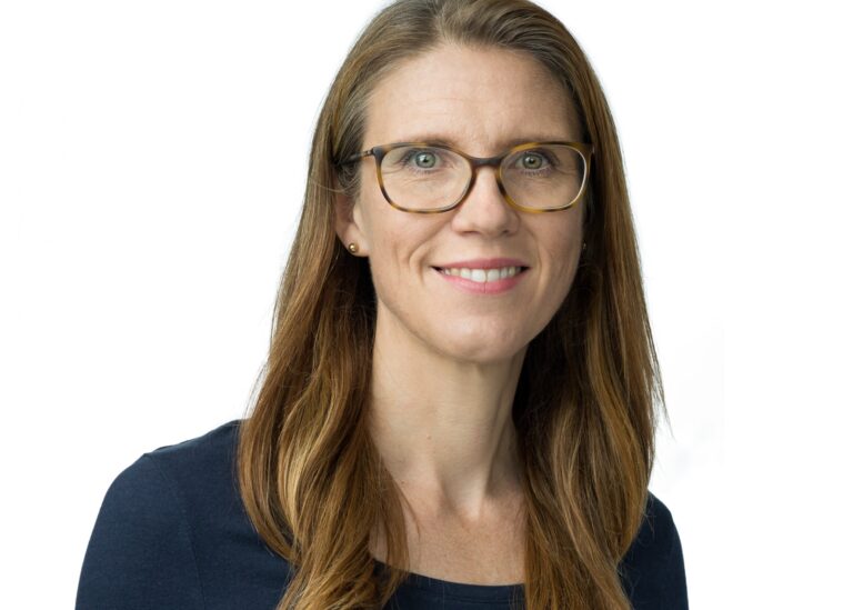 Naomi Tarry