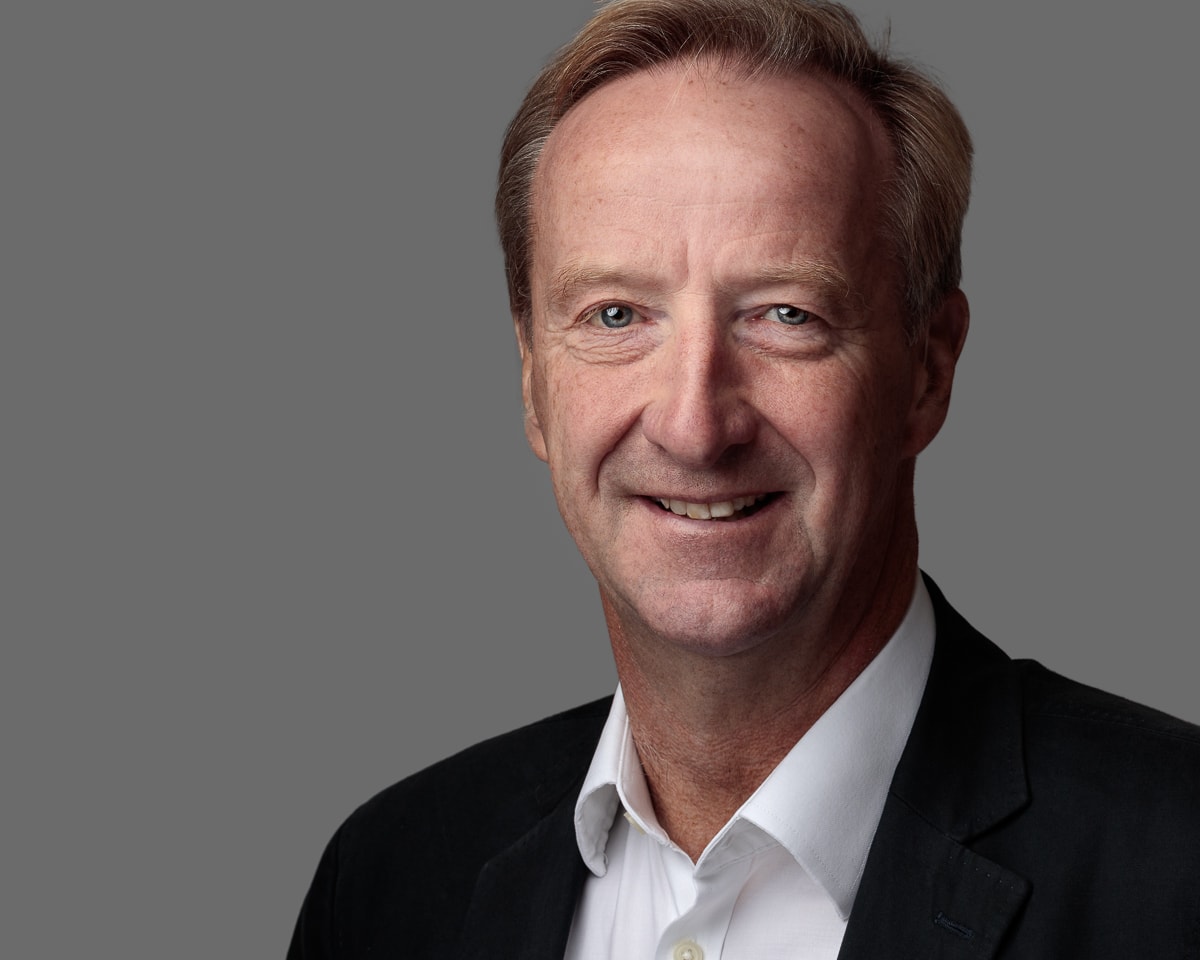 Sir Alex Younger KCMG headshot photography