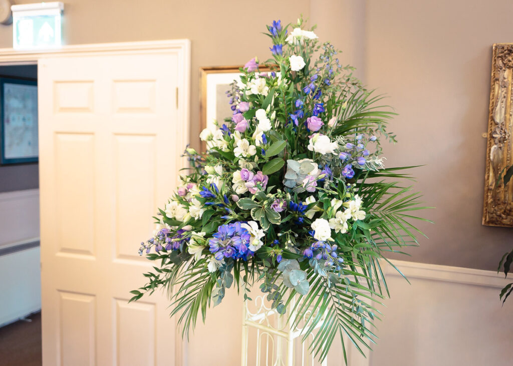 woodbridge shire hall wedding and seckford hall Foyers Photography