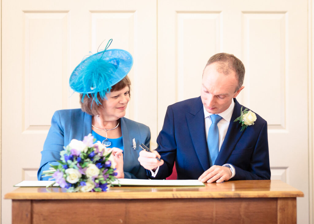 woodbridge shire hall wedding and seckford hall Foyers Photography