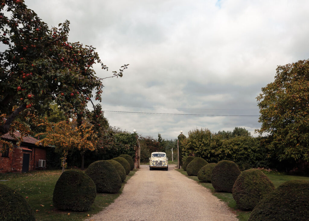 woodbridge shire hall wedding and seckford hall Foyers Photography
