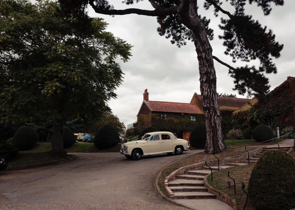 woodbridge shire hall wedding and seckford hall Foyers Photography