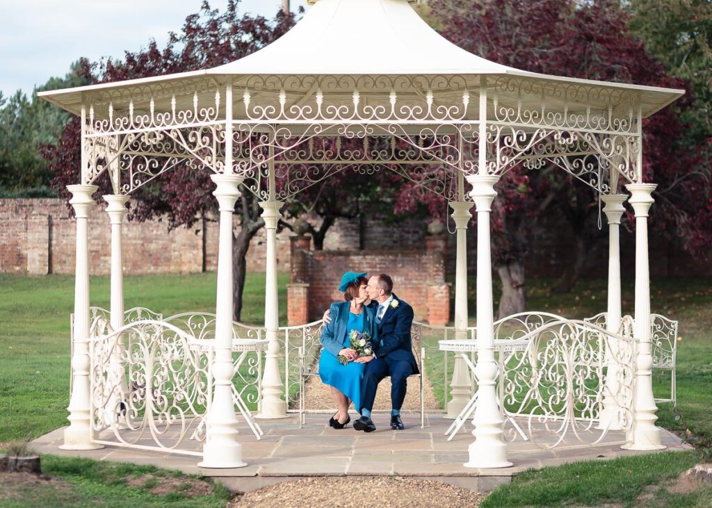 woodbridge shire hall wedding and seckford hall Foyers Photography