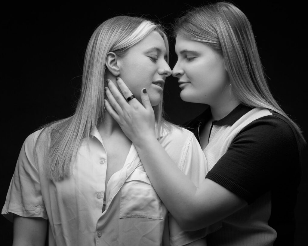 annie lucy foyers photography 311 edit black white