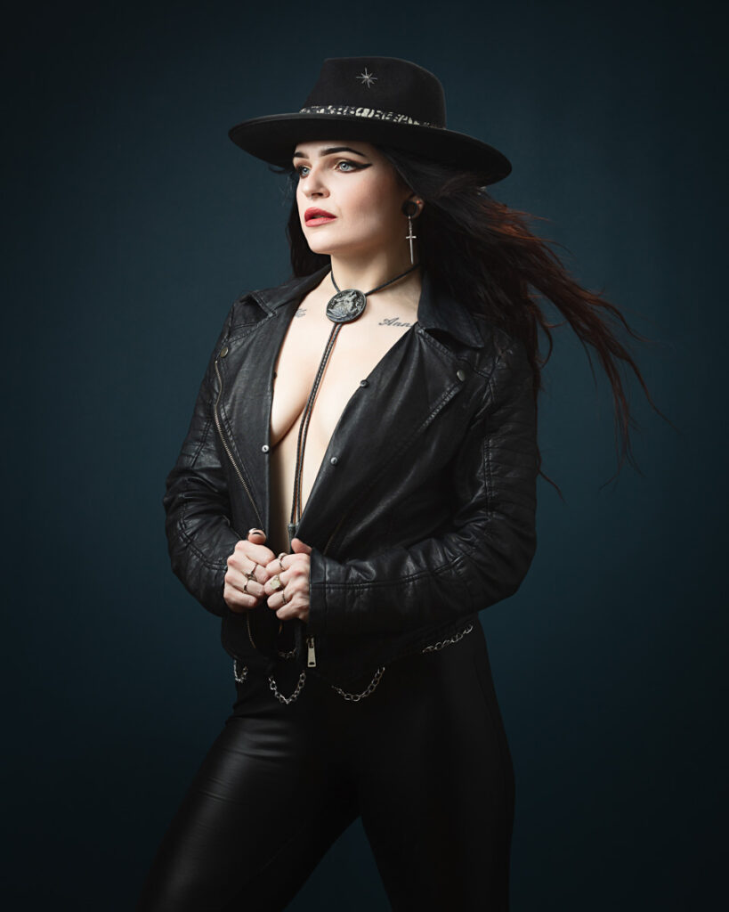 goth cowgirl 27132 foyers photography edit