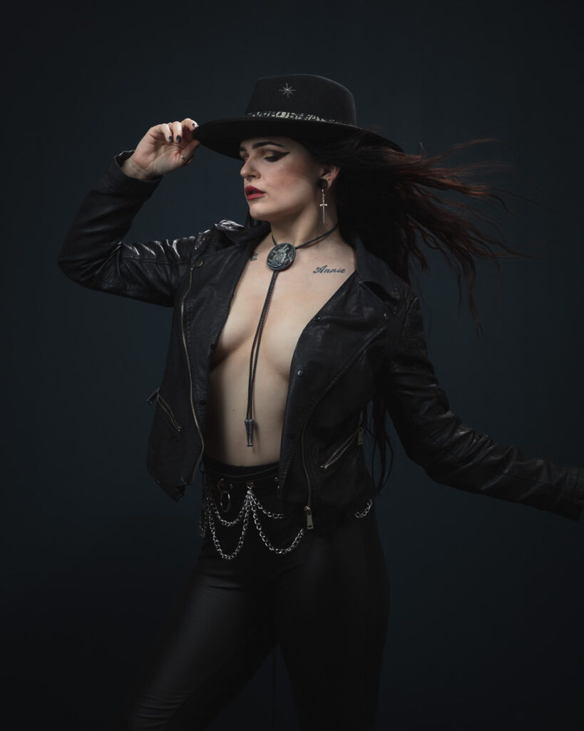 goth cowgirl 27175 foyers photography