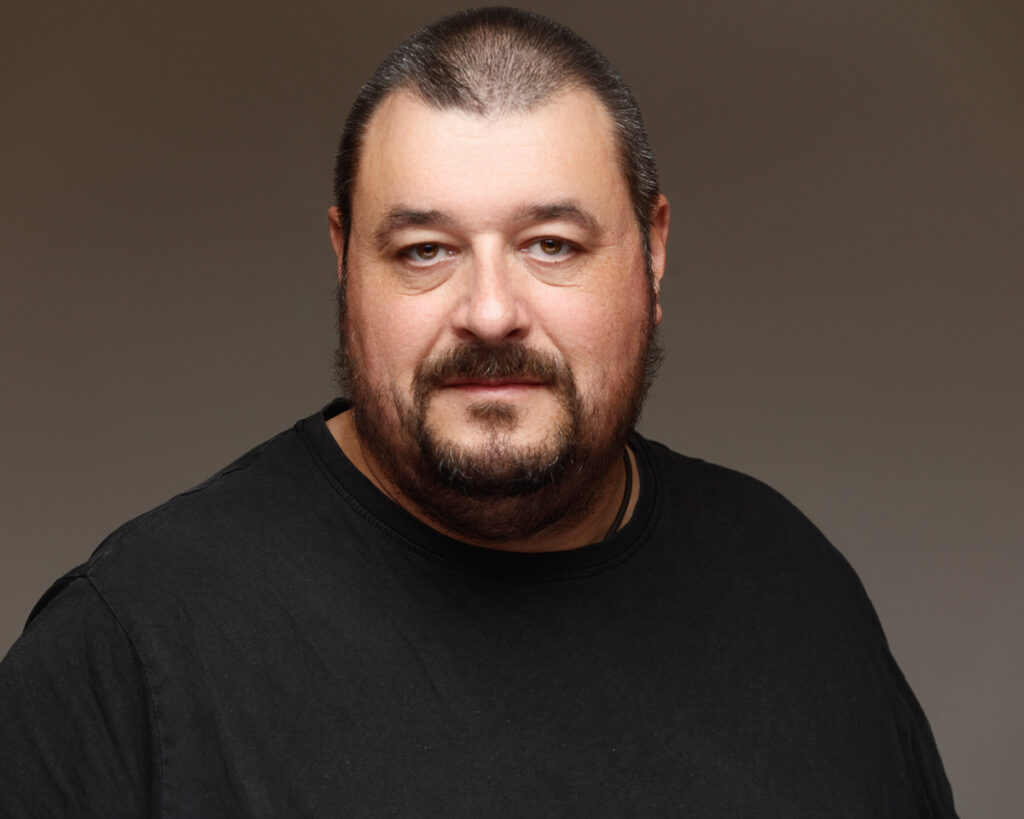 bob headshot 2023 foyers photography 12