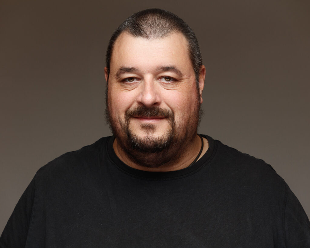 bob headshot 2023 foyers photography 30