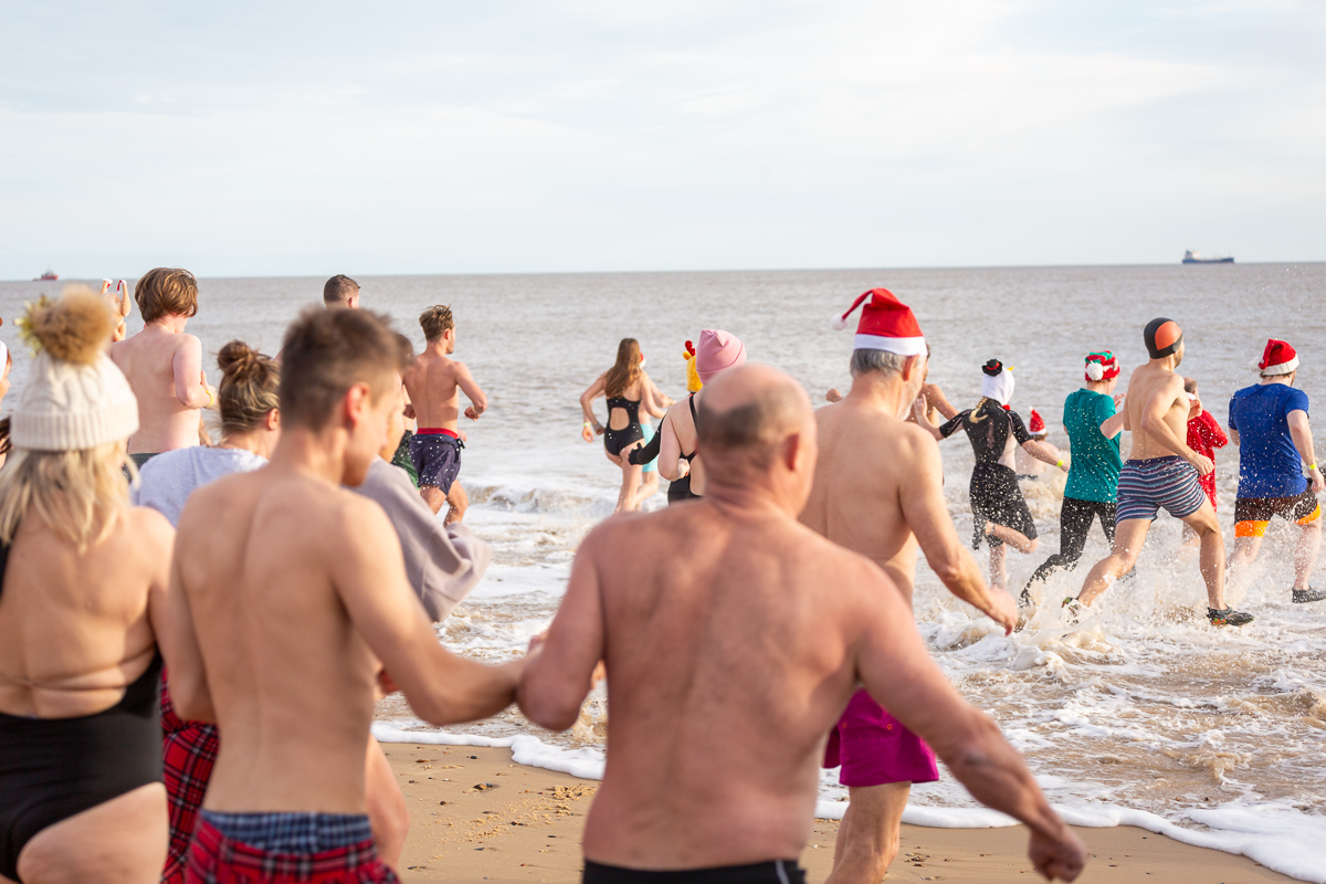 southwold christmas 2023 swim foyers photography 101 1