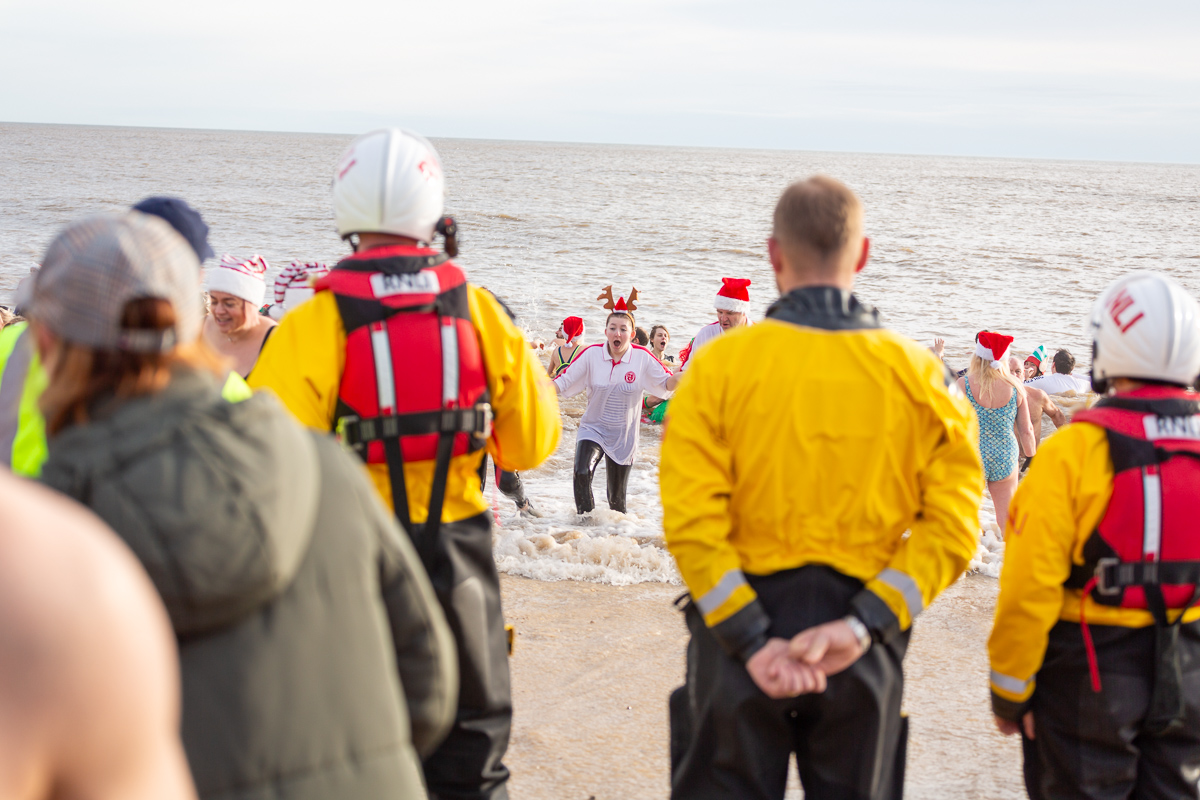 southwold christmas 2023 swim foyers photography 133 1