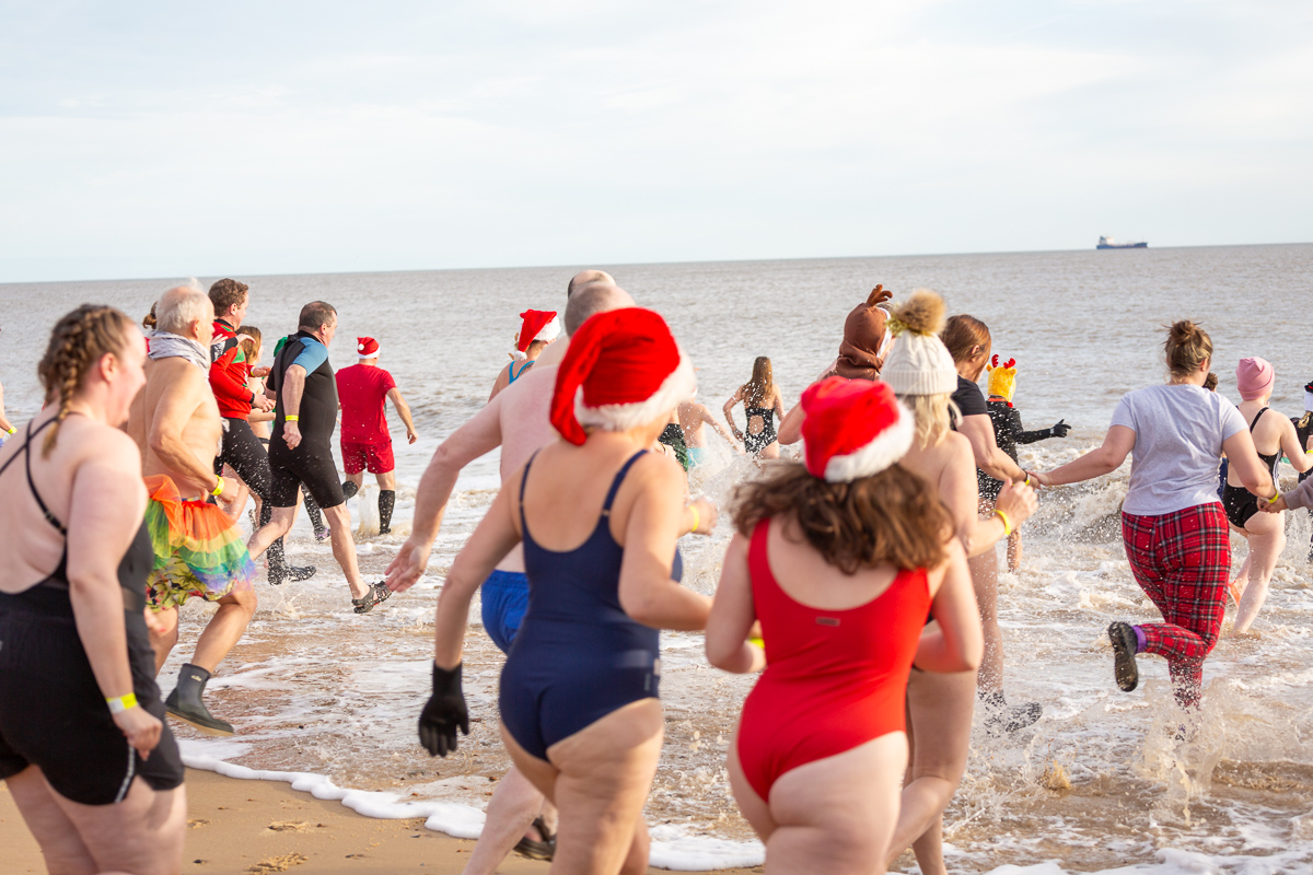southwold christmas 2023 swim foyers photography 104 1