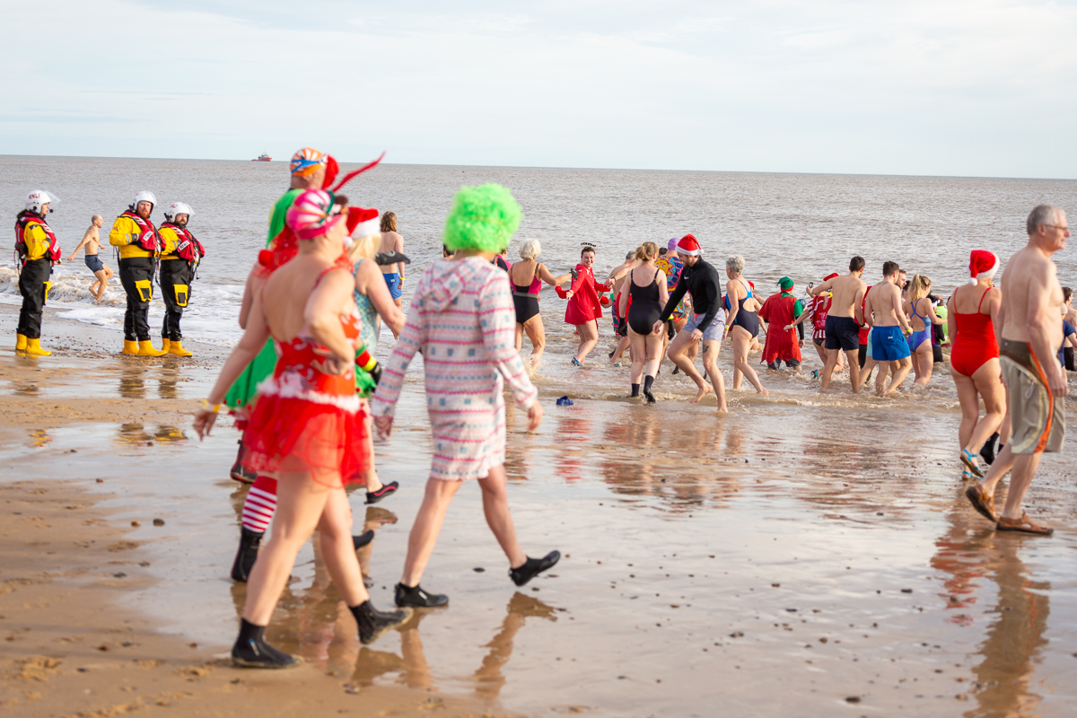 southwold christmas 2023 swim foyers photography 125 1