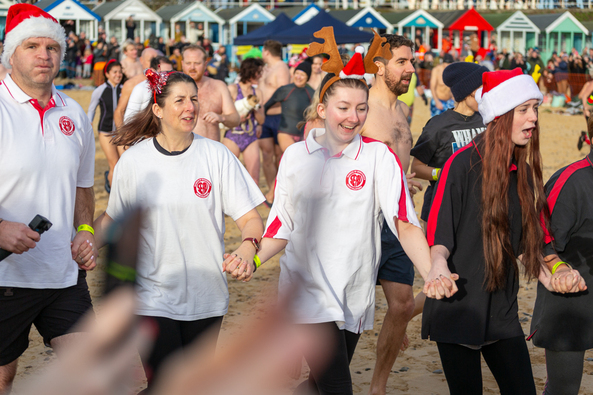 southwold christmas 2023 swim foyers photography 106
