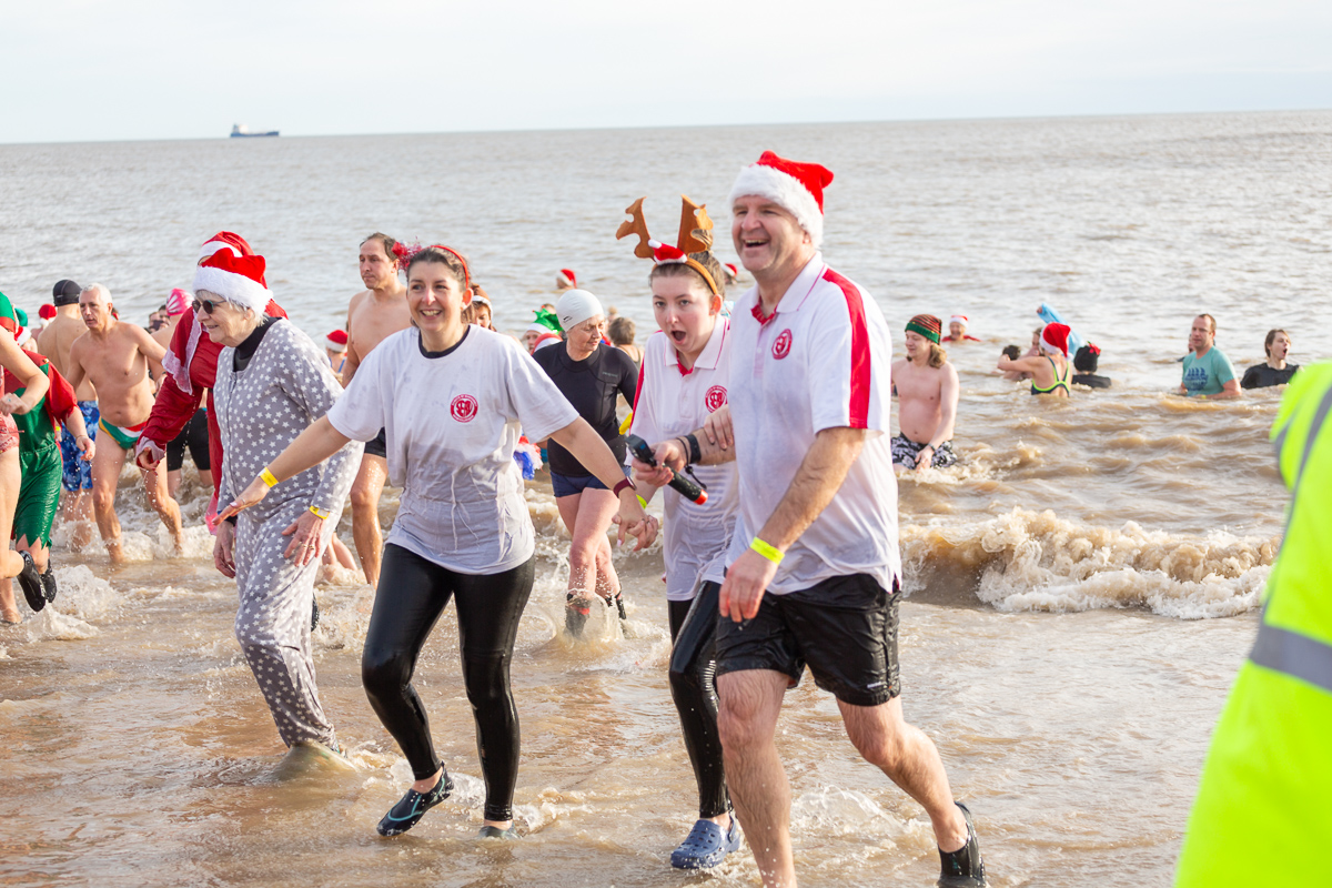 southwold christmas 2023 swim foyers photography 140 1