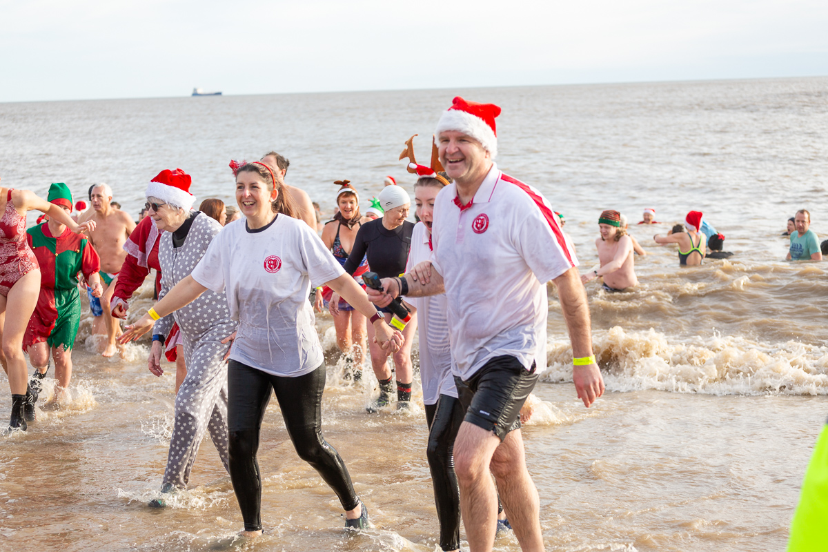 southwold christmas 2023 swim foyers photography 141 1
