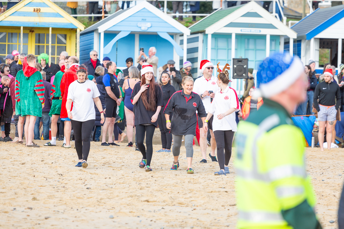 southwold christmas 2023 swim foyers photography 49