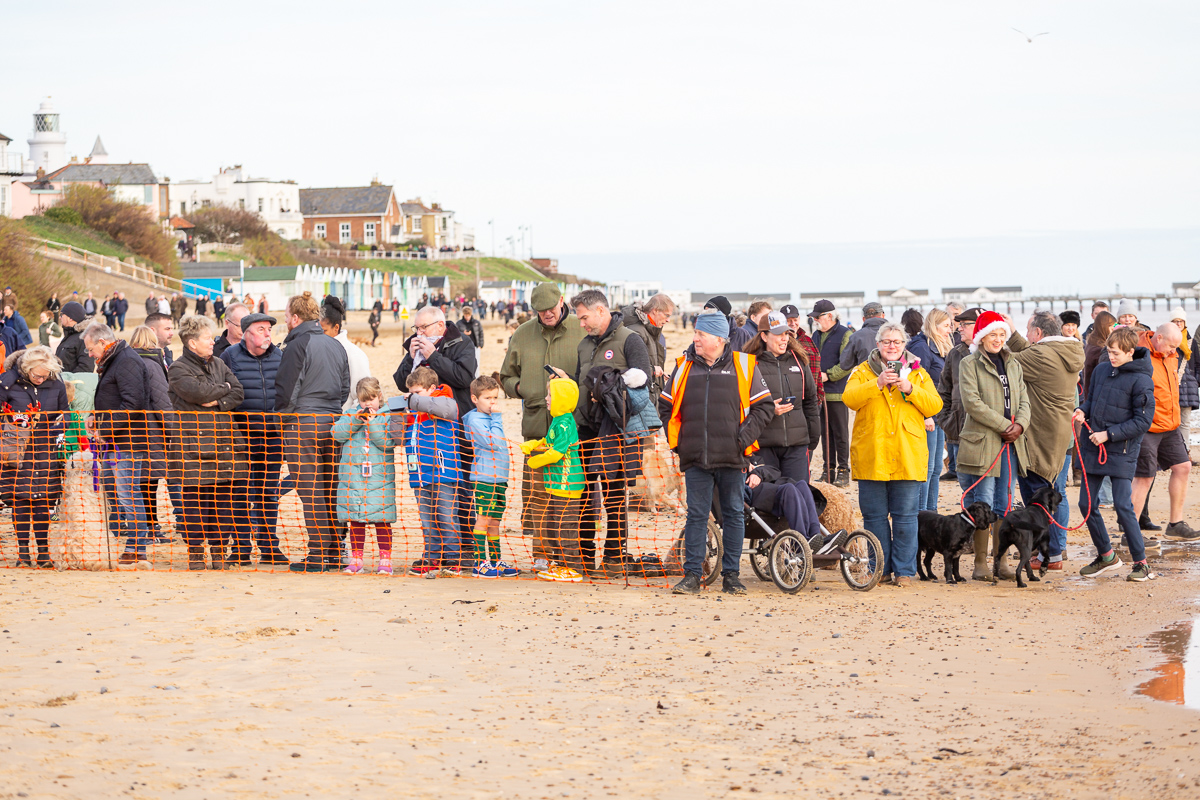 southwold christmas 2023 swim foyers photography 36 1