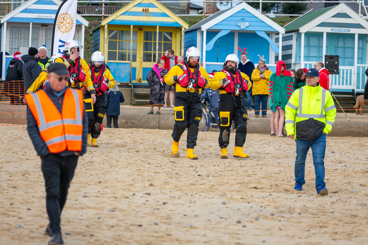 southwold christmas 2023 swim foyers photography 26 1