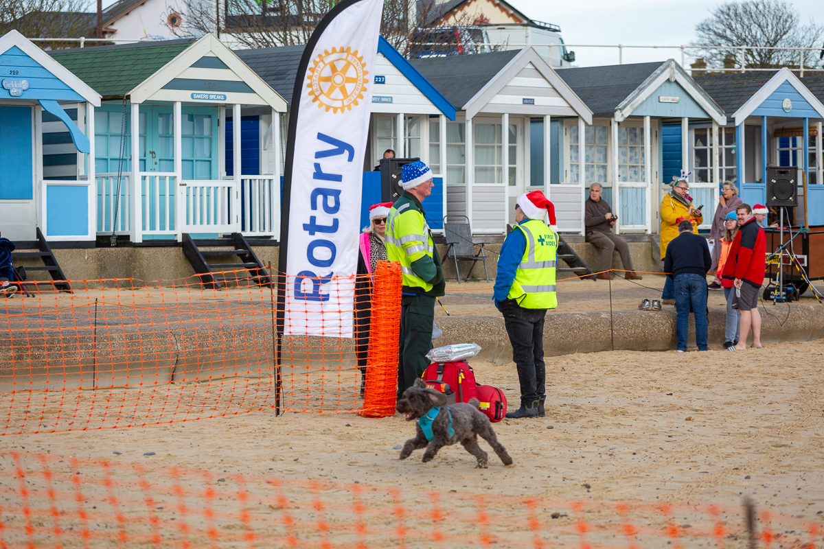 southwold christmas 2023 swim foyers photography 3