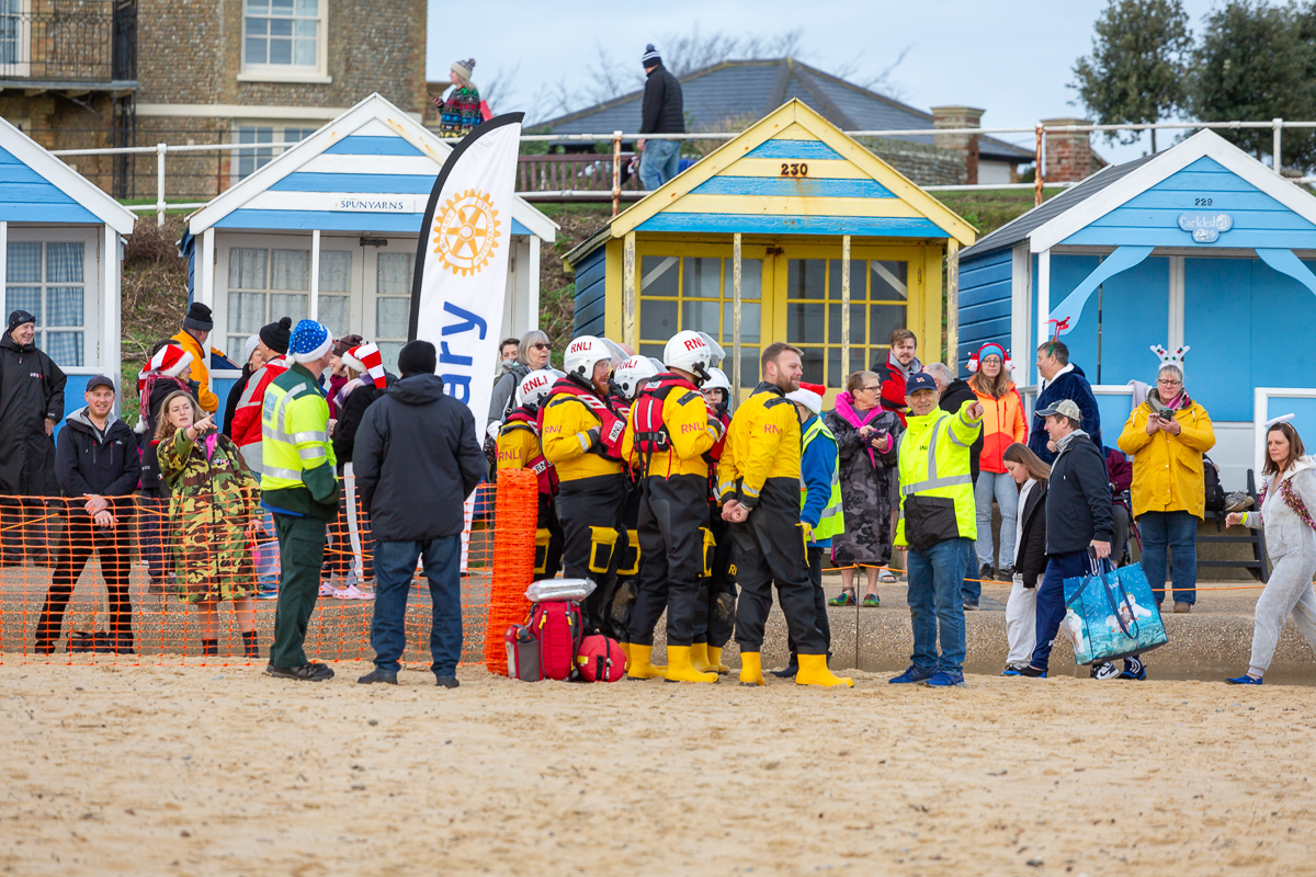 southwold christmas 2023 swim foyers photography 22 1