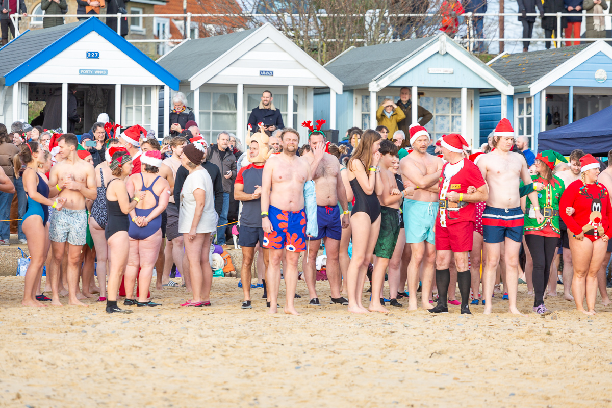 southwold christmas 2023 swim foyers photography 78 1