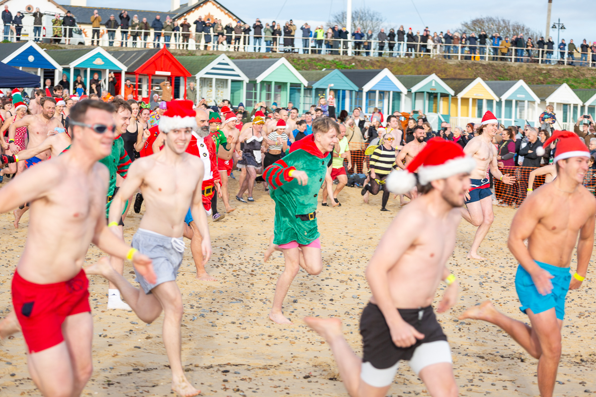 southwold christmas 2023 swim foyers photography 99 1