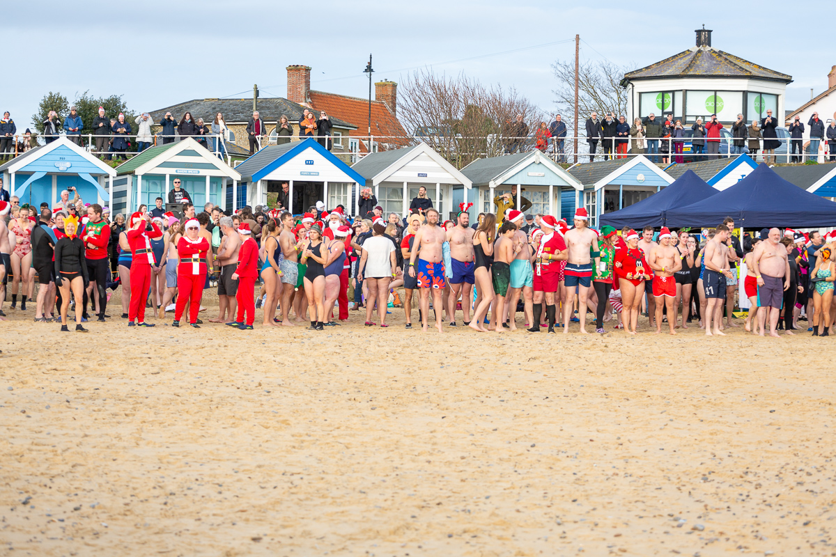 southwold christmas 2023 swim foyers photography 76 1