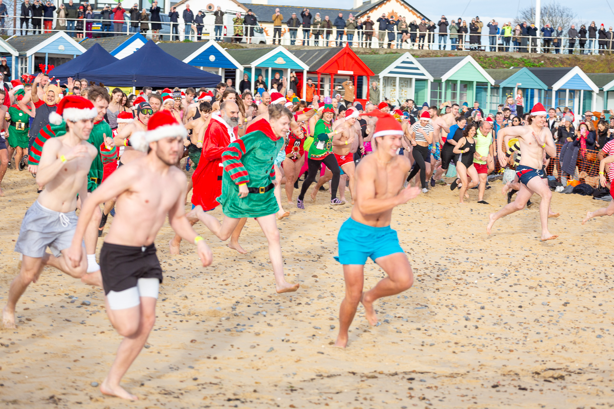 southwold christmas 2023 swim foyers photography 98 1